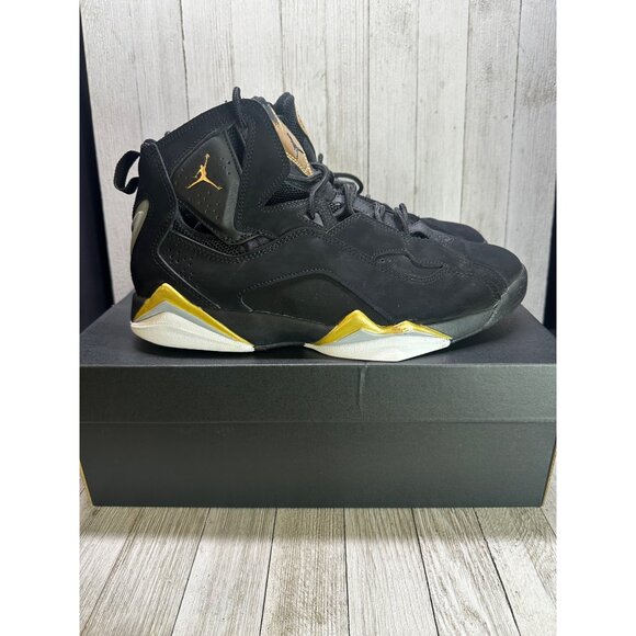 Nike Jordan True Flight Basketball Shoes Black Metallic Gold Size 8.5 Mens - Picture 1 of 10